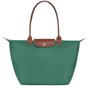 NWOT Medium (?) Longchamp Pliage sage green tote